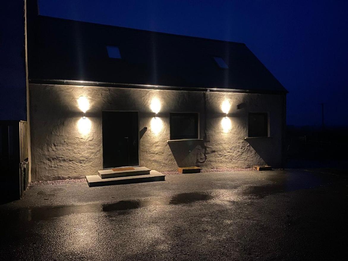 The Byre At Conker Tree Cottages Saintfield ภายนอก รูปภาพ