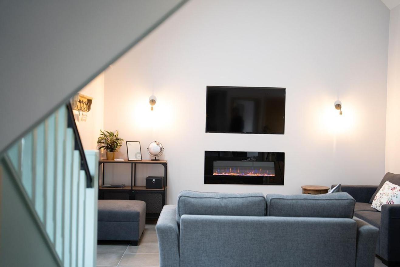 The Byre At Conker Tree Cottages Saintfield ภายนอก รูปภาพ