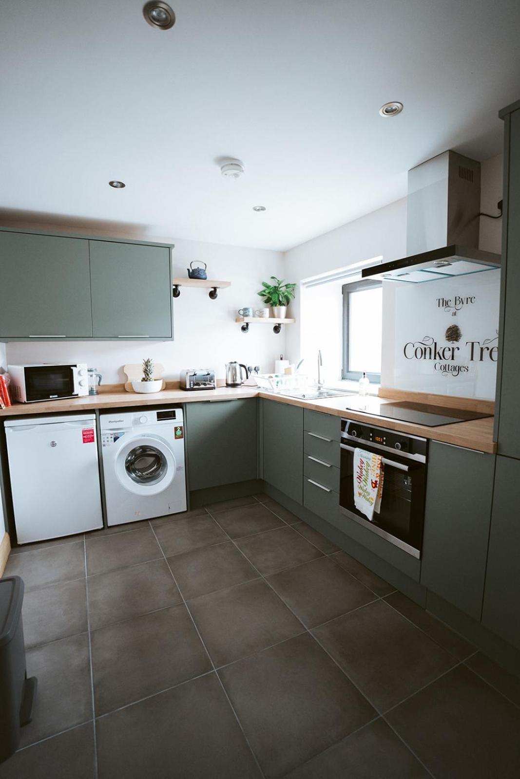 The Byre At Conker Tree Cottages Saintfield ภายนอก รูปภาพ